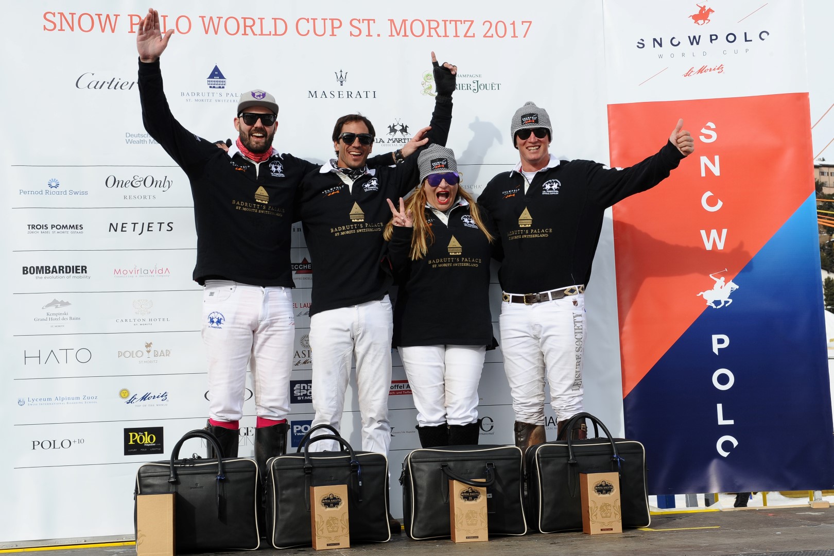 28 01 17-0614 32571222515 o