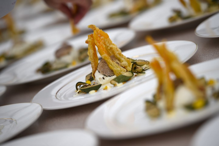 700065097 AJ 8871 008BC7B83396ECF60E0AB3BE9034445C